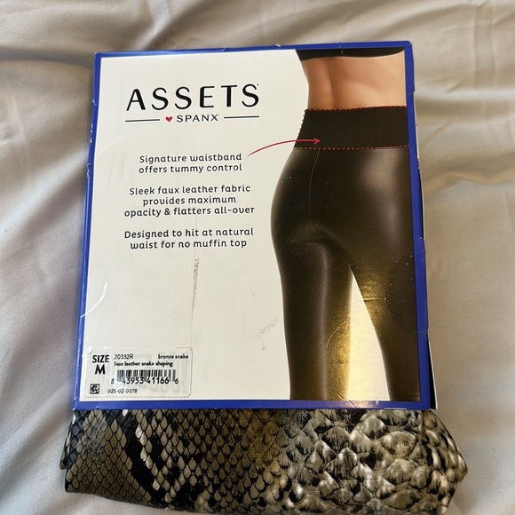 NIB!  Asset Spanx Faux Leather Snake print Shaping Leggings Sz‎ Medium - Picture 5 of 8